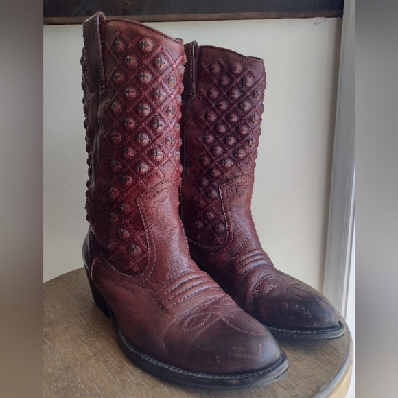 Lucky Brand Leather Madonna Studded Cowboy Cowgirl Western Boots Size 7 to 7.5 - Picture 3 of 12